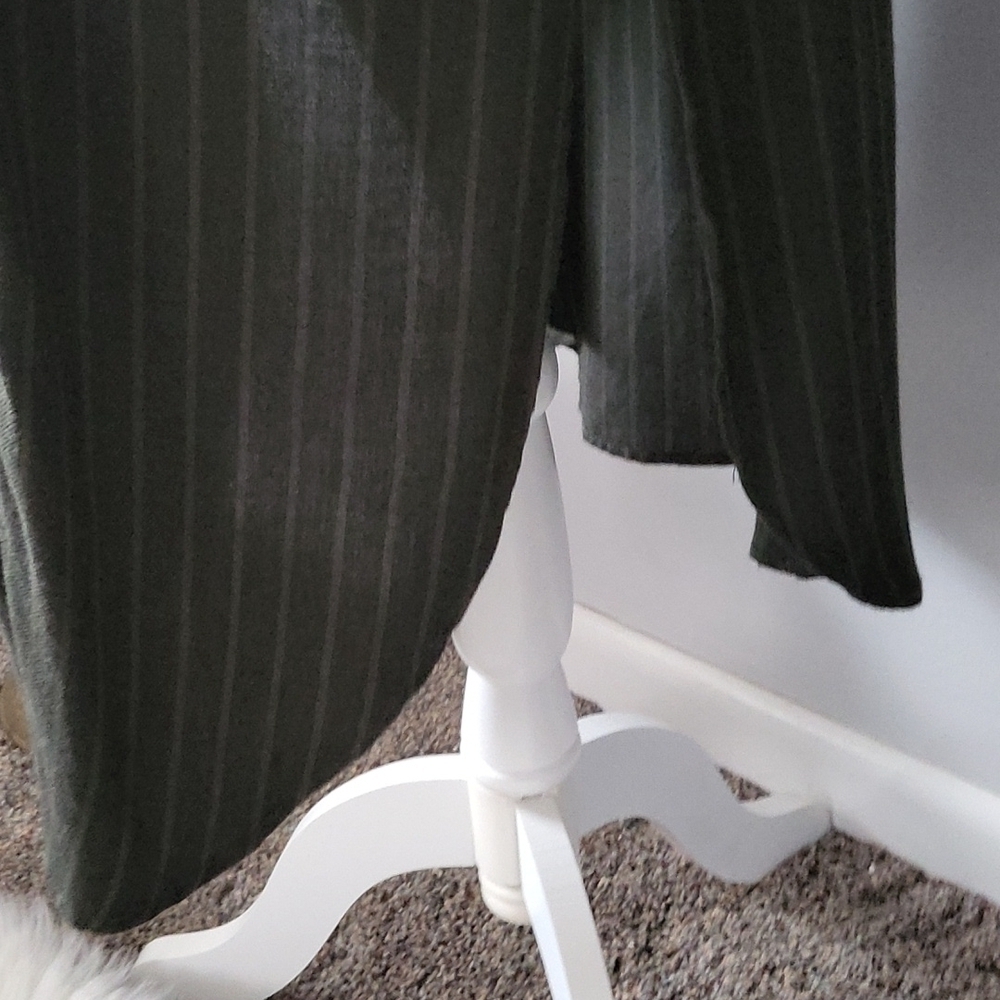 Socialite semi sheer olive green pinstriped lightweight duster/open cardigan NWT - Picture 8 of 11
